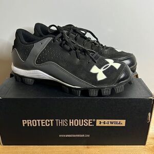 Under Armour Leadoff Low RM JR Cleats